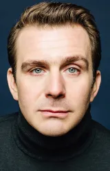 Антон Васильев