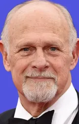 Джералд Макрэйни