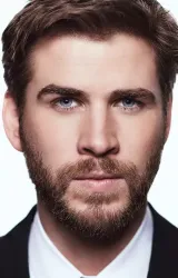 Лиам Хемсворт