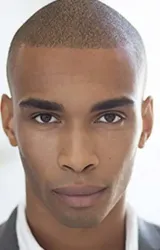 Джулиан Элайджа Мартинес