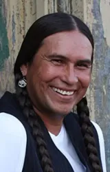 Мо Брингс Пленти